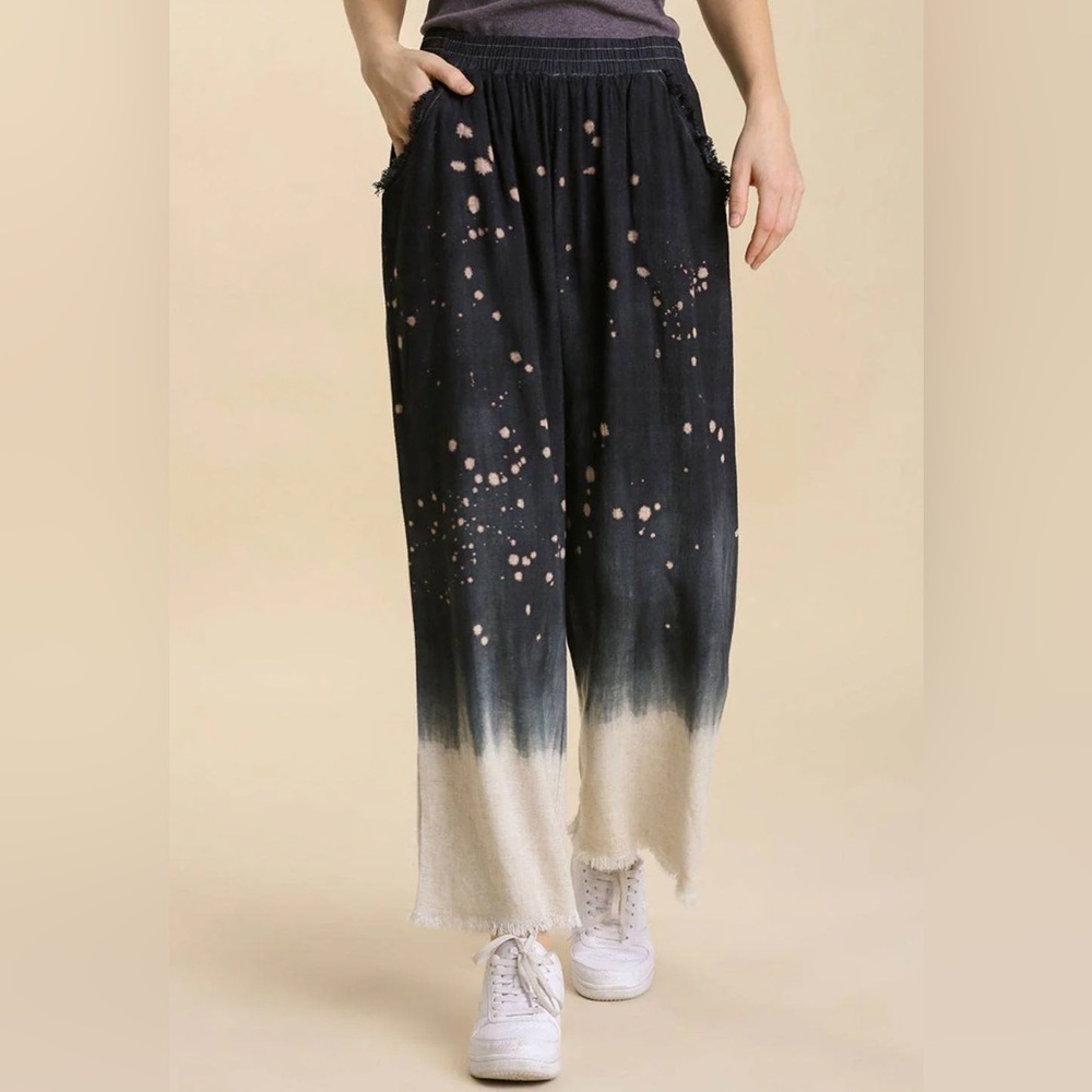 NWT- Umgee Black bleach Dipped crop raw edge Pants sz 2X